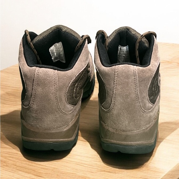 Women’s Eagle II Women’s Rugged Exposure Hiking Boots Size 8. - Picture 2 of 5